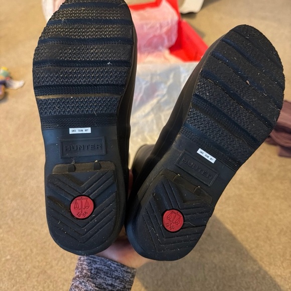 Hunter Classic Tall Adjust Back Boots - Picture 6 of 7